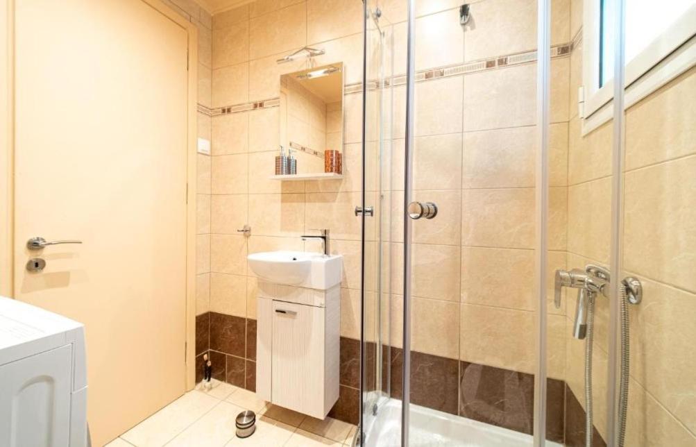 Faeax Guesthouse Línia Kültér fotó